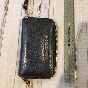 Michael Kors phone wallet wristlet